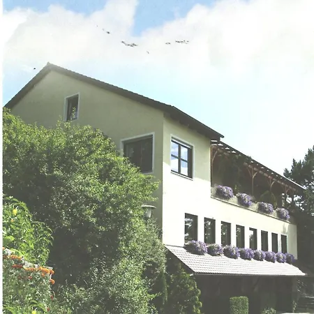 Landgasthaus Zum Erlengrund Garni *